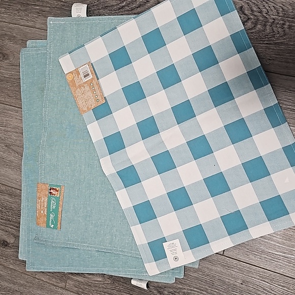 Pioneer Woman Set of 4 PlaceMats - Picture 1 of 1